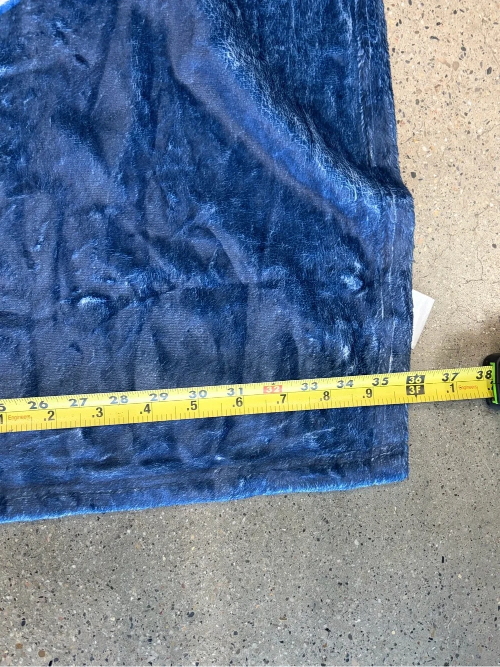 Ravenclaw Crest Plush Throw Blanket - Blue & White